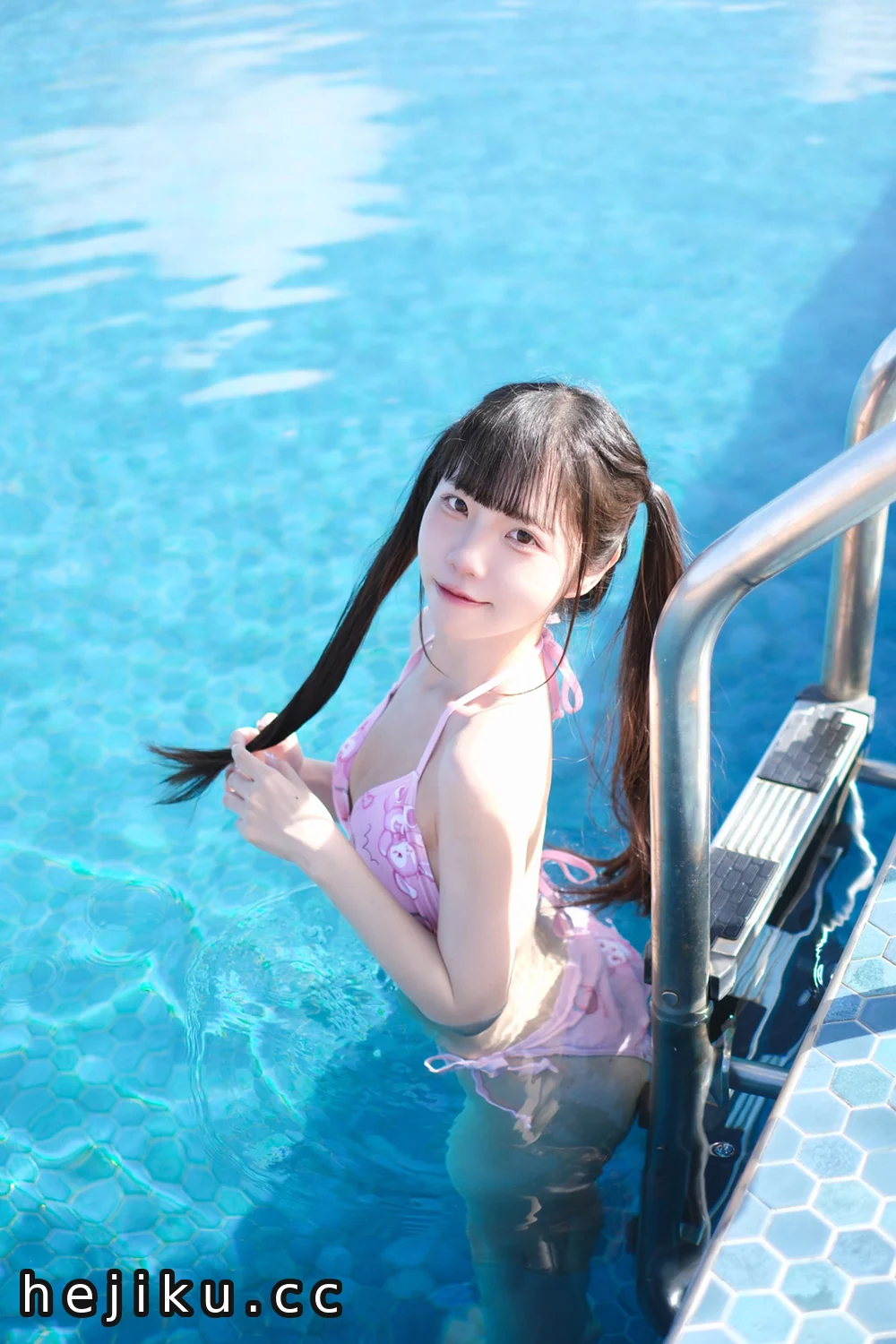 可可小白兔COSPLAY写真包合集，持续更新中相关页面与内容展示1