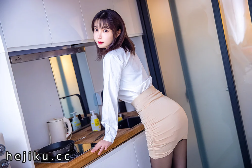 亚马逊鲶鱼COSPLAY写真合集相关页面与内容展示3