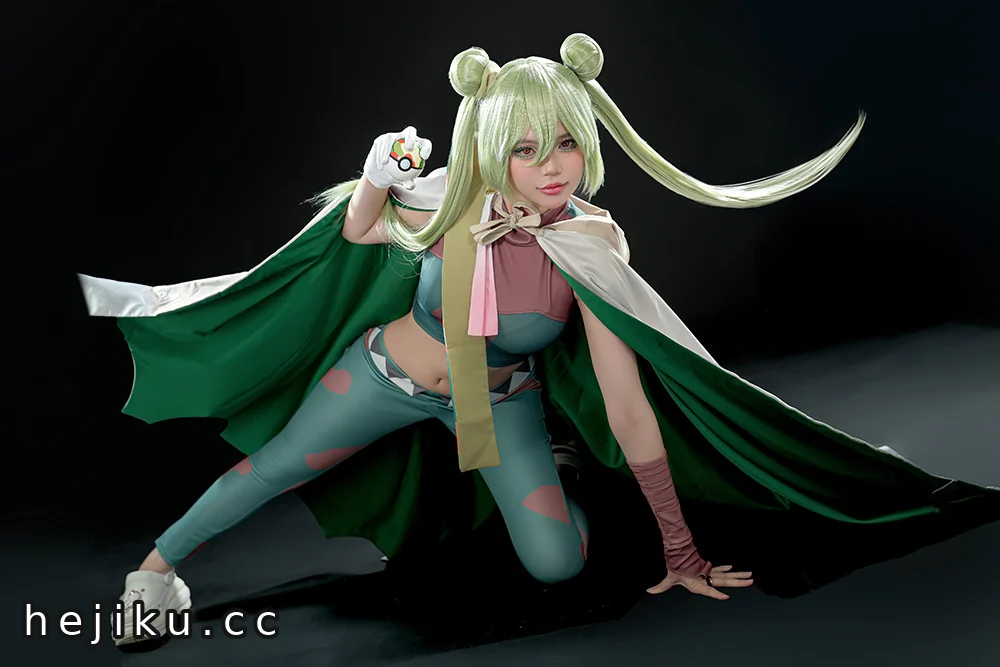 越南COSER ZinieQ写真图片合集相关页面与内容展示2
