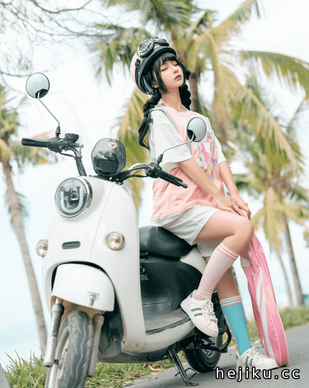 蠢沫沫小电车cosplay写真赏析，我好想变成这样的小电车