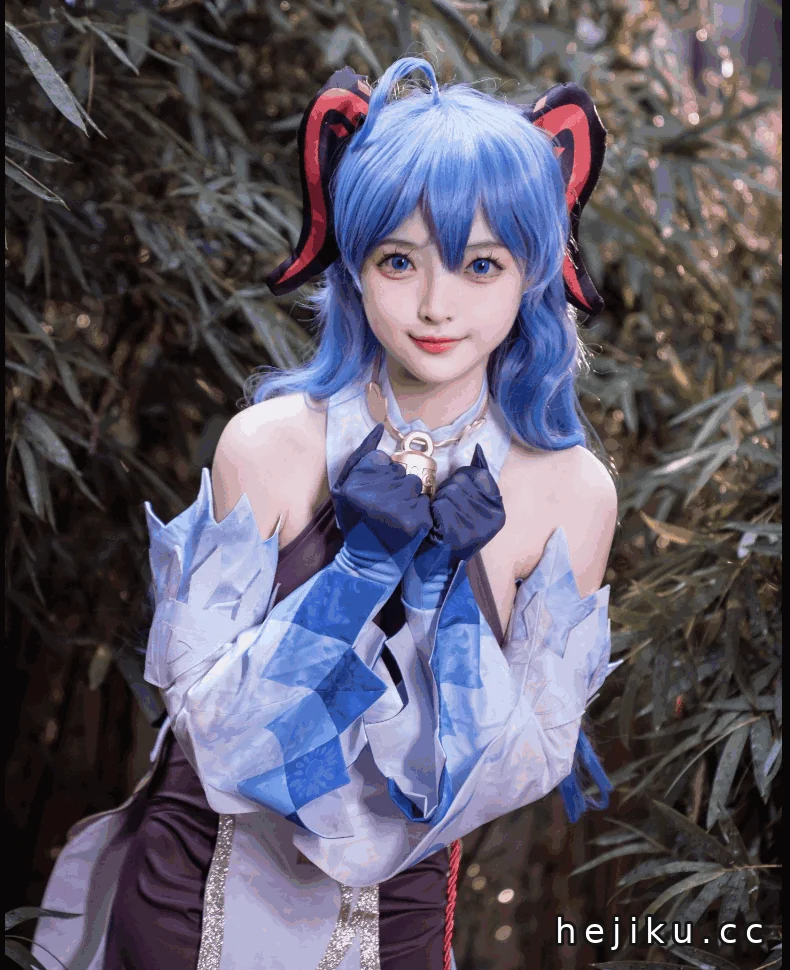 白莉爱吃巧克力cos合集赏析，甜到你心底！