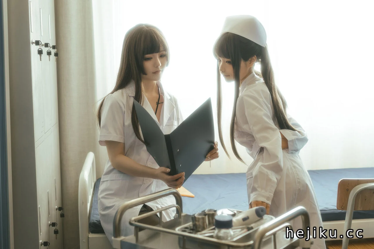 蠢沫沫下班后cosplay写真赏析，大伙可要做好心里准备啊