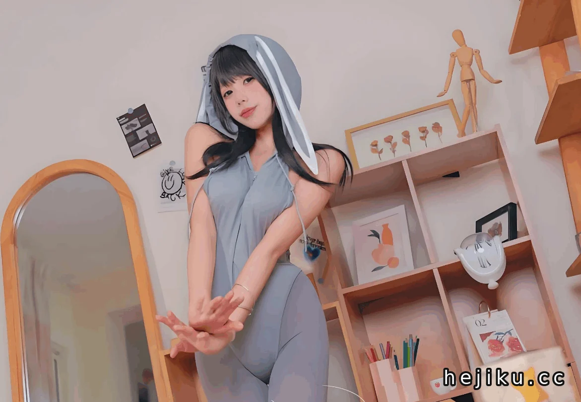 咬一口兔娘(Yiko湿润兔)cos合集赏析，真是让人心跳加速！
